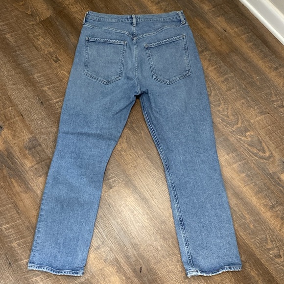 AGOLDE ICONIC 5POCKET HI WAISTED BOYFRIEND FITTING VINTAGE DENIM W/DISTRESSING - Picture 6 of 11
